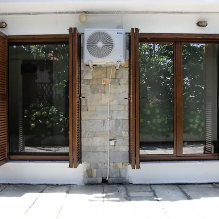 Sirokos House Apartamento *